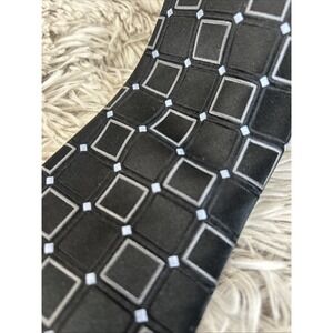 Donald J Trump Silk Tie Signature Collection Geometric Gold Bar‎ Black Blue